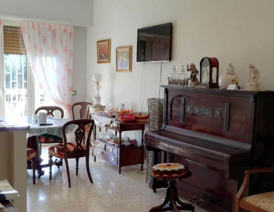 Le Rondini Bed & Breakfast Naples Exterior photo